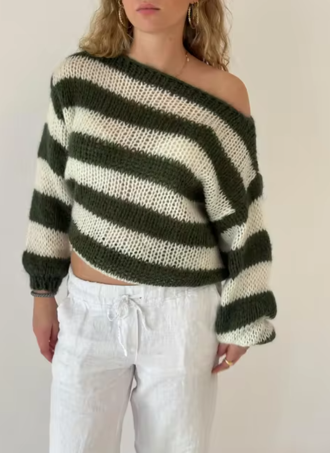 STYLISH STRIPED SWEATER